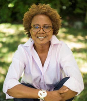 Paula Williams Madison has connected with 300 of her Chinese relatives by tracing her roots in Harlem, Jamaica and China.